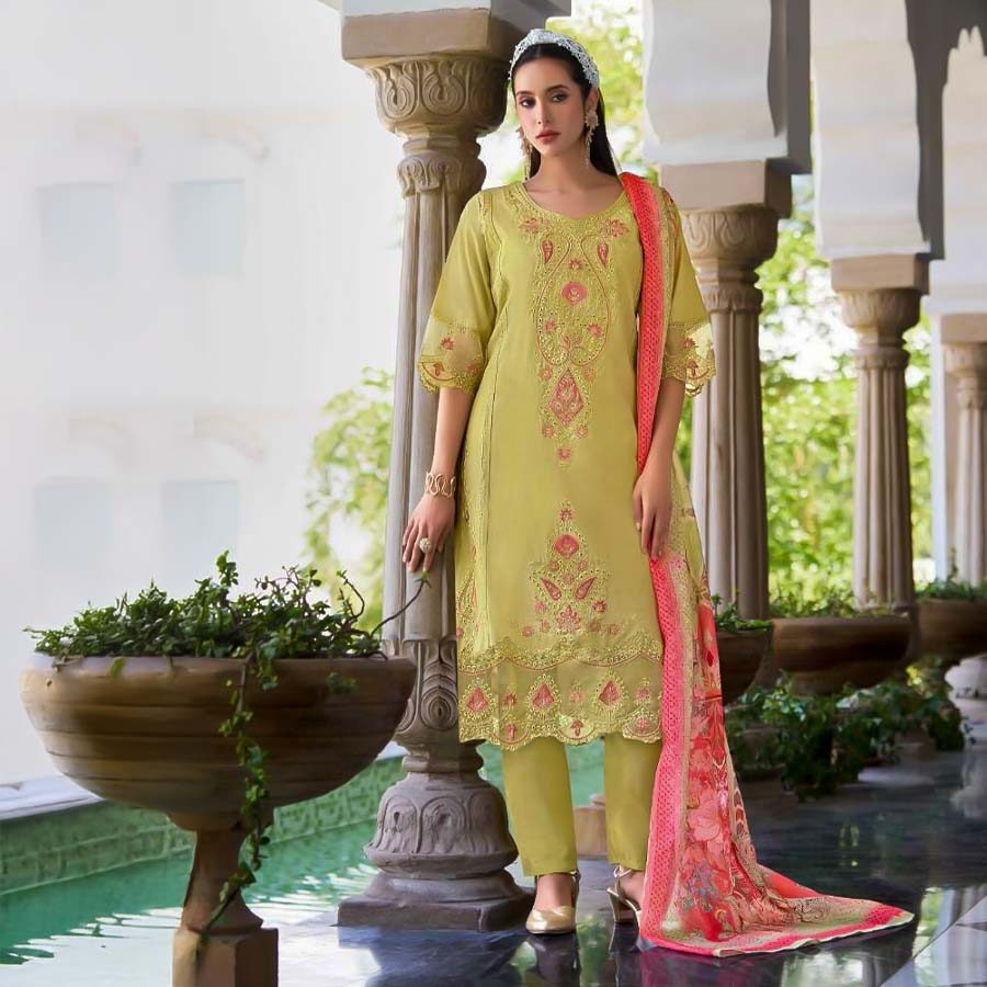 Green  Cotton Lawn Casual Wear Salwar Kameez