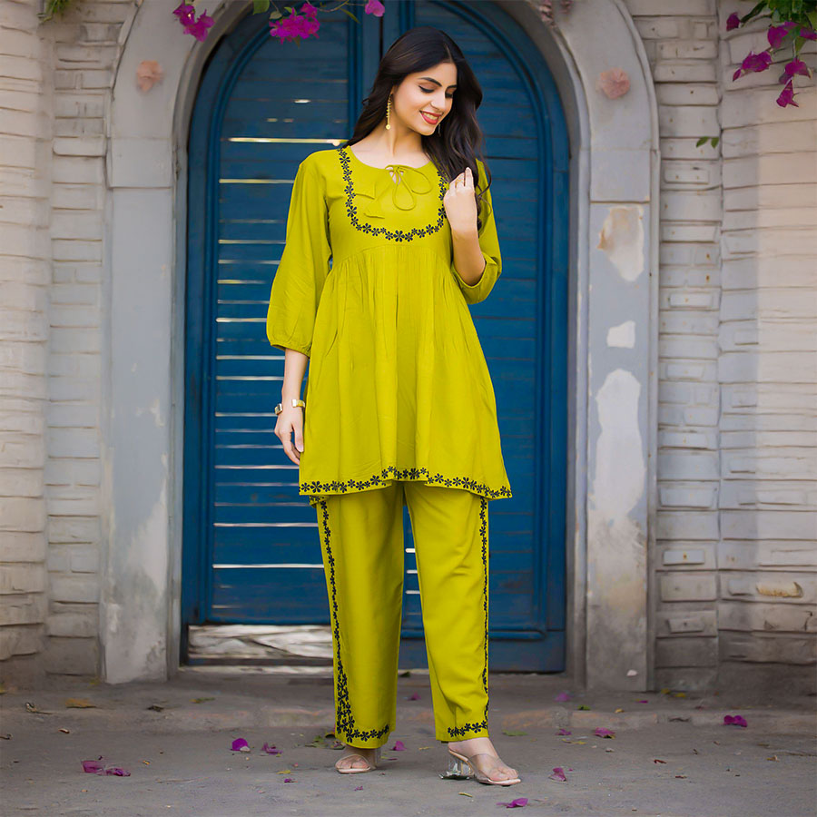 Green  Rayon Casual Wear Kurti