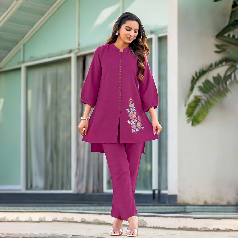 Magenta  Viscose Crepe Casual Wear Kurti
