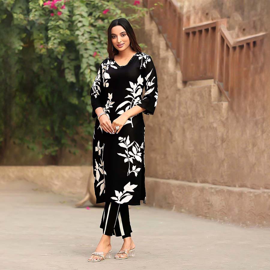 Black Rayon Casual Wear Kurti