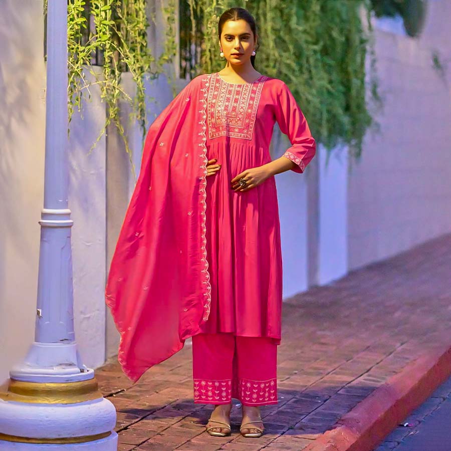 Red  Viscose  Casual Wear Salwar Kameez