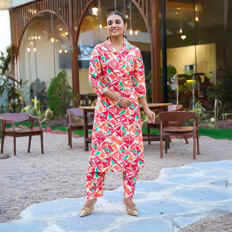 Pink Vertican Printed Kurti