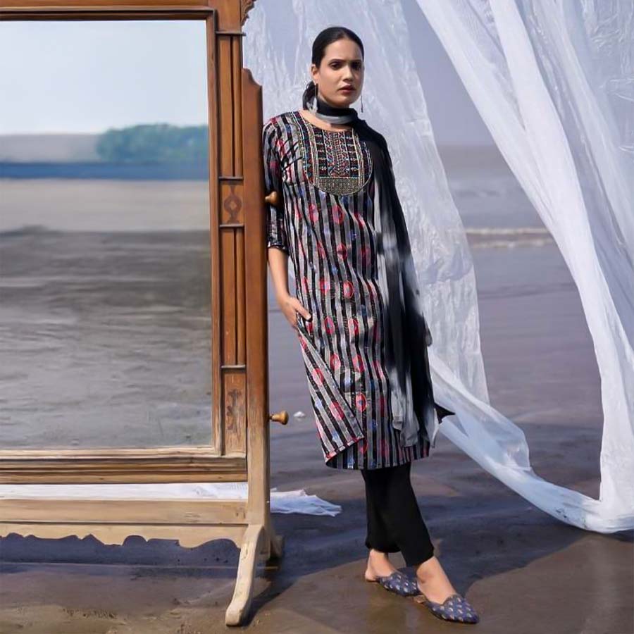 Black  Rayon Casual Wear Salwar Kameez