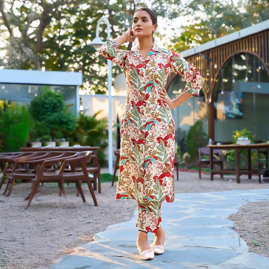 White Vertican Dobby Printed Kurti