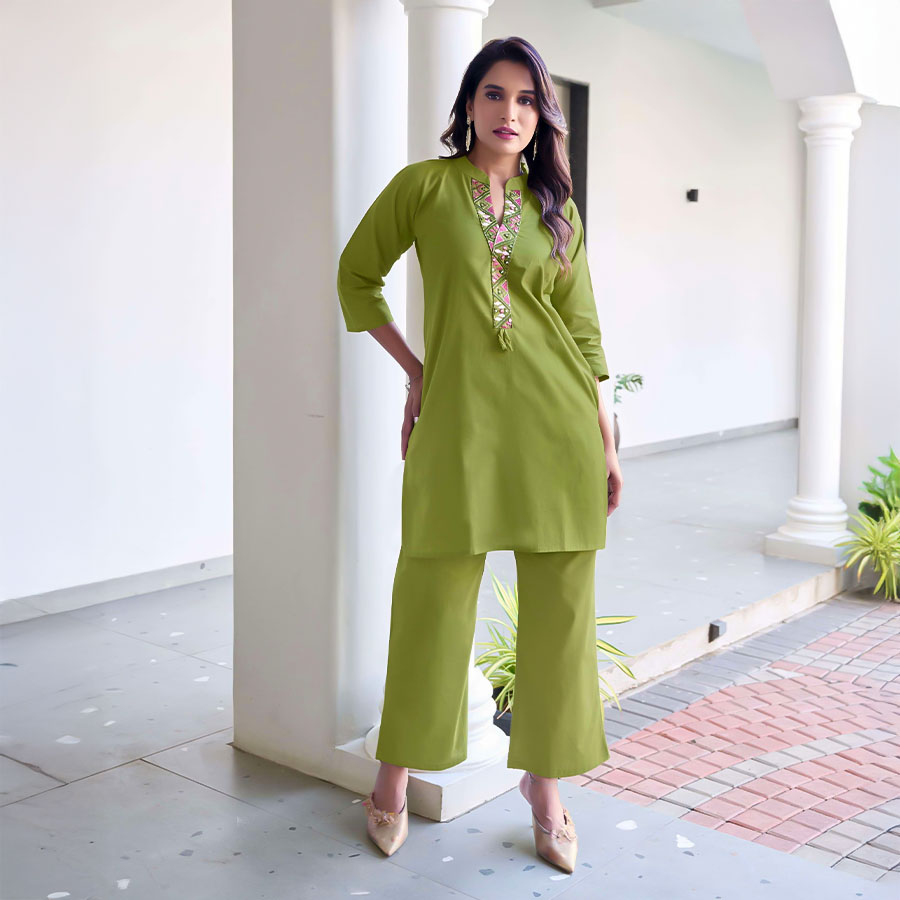 Green  Cotton Casual Wear Kurti