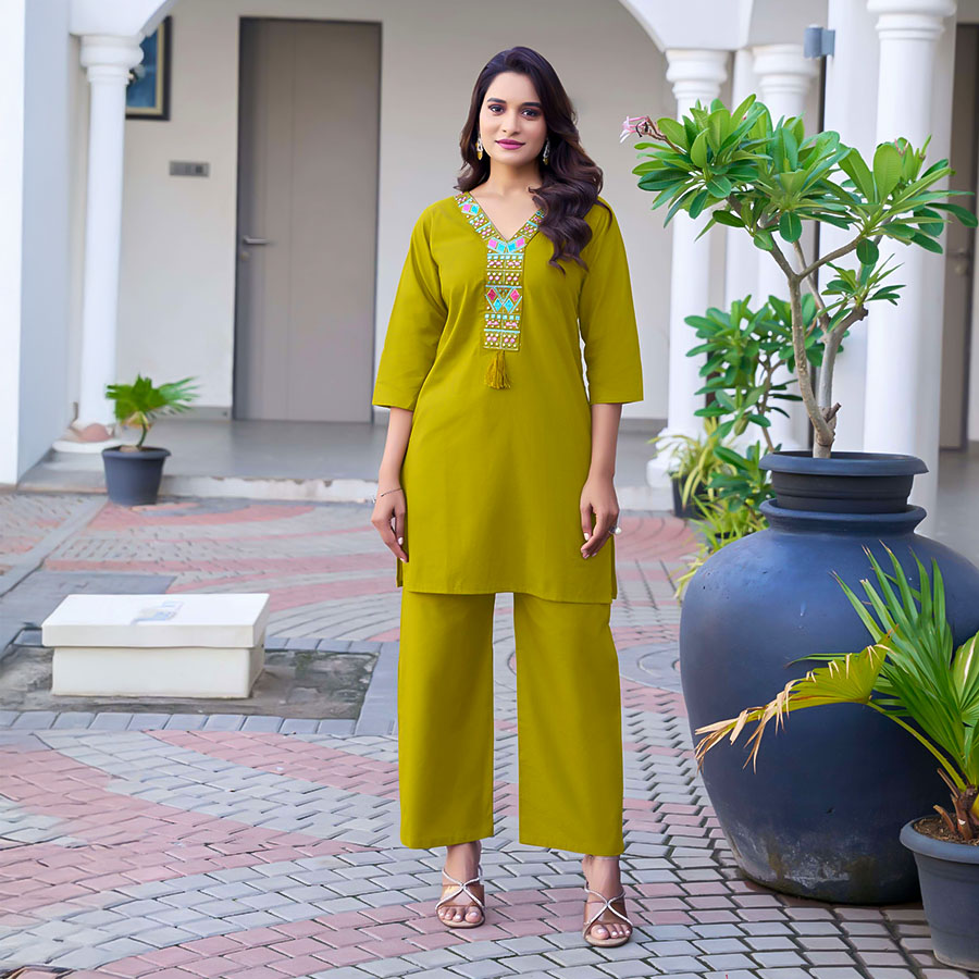 Green  Cotton Casual Wear Kurti