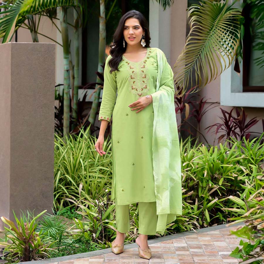 Green  Cotton Casual Wear Salwar Kameez