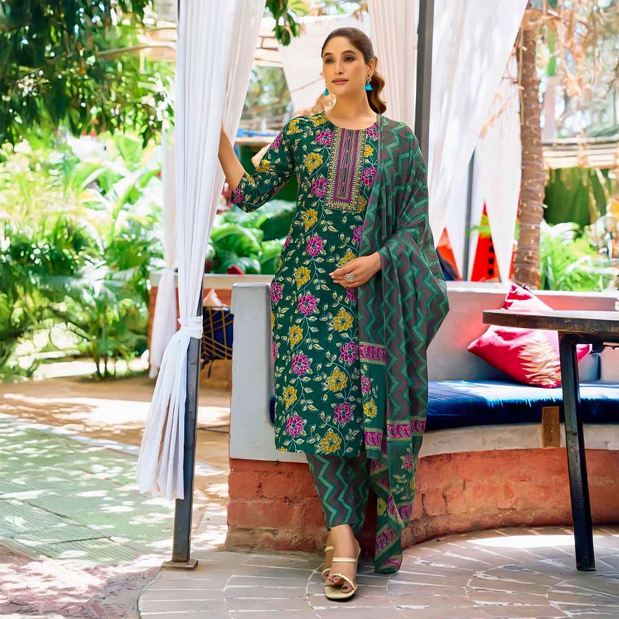 Green  Cotton Casual Wear Salwar Kameez