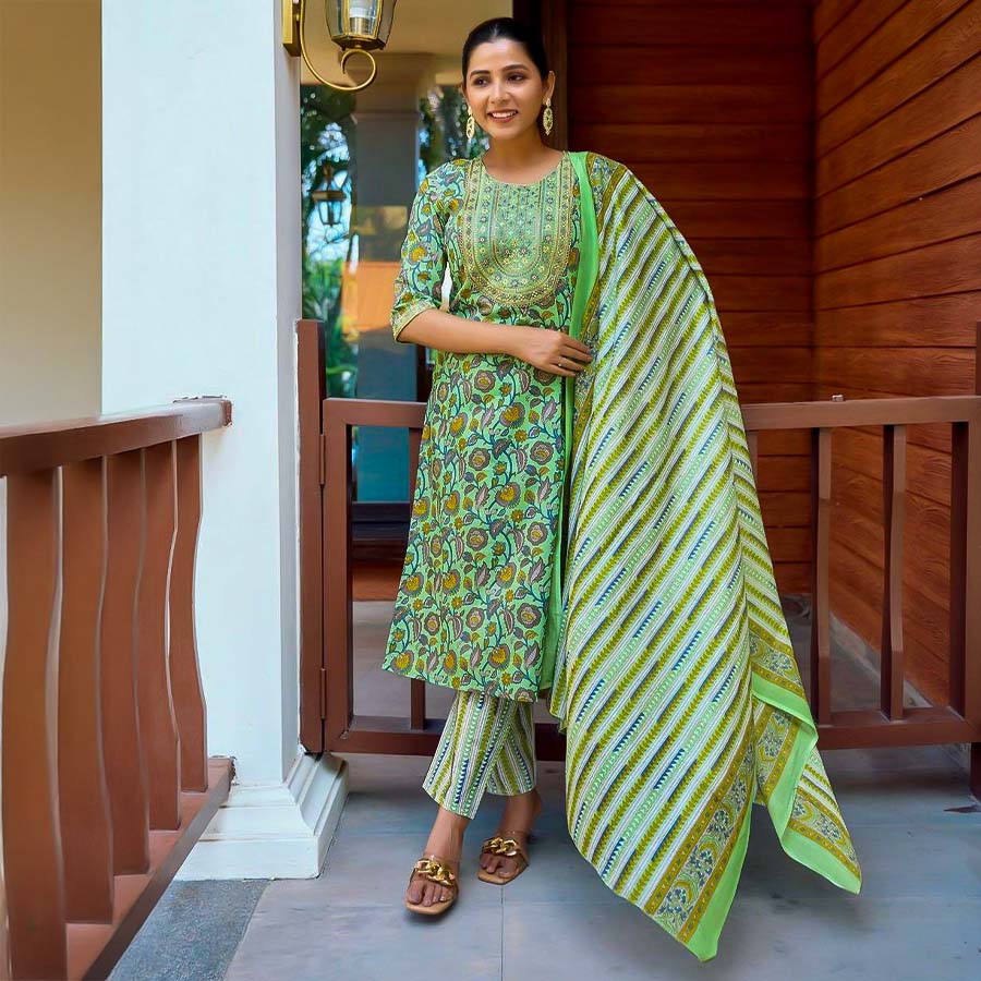 Green  Cotton Casual Wear Salwar Kameez
