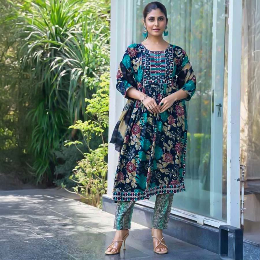 Green  Capsule Casual Wear Salwar Kameez