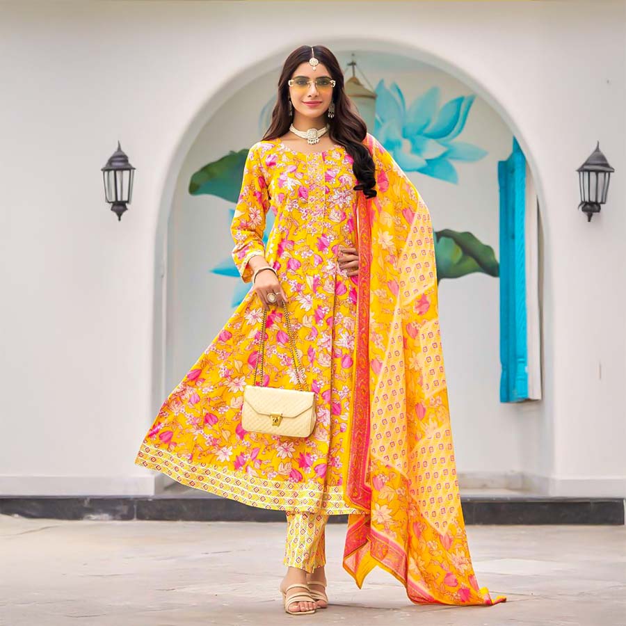 Yellow  Cotton Casual Wear Salwar Kameez