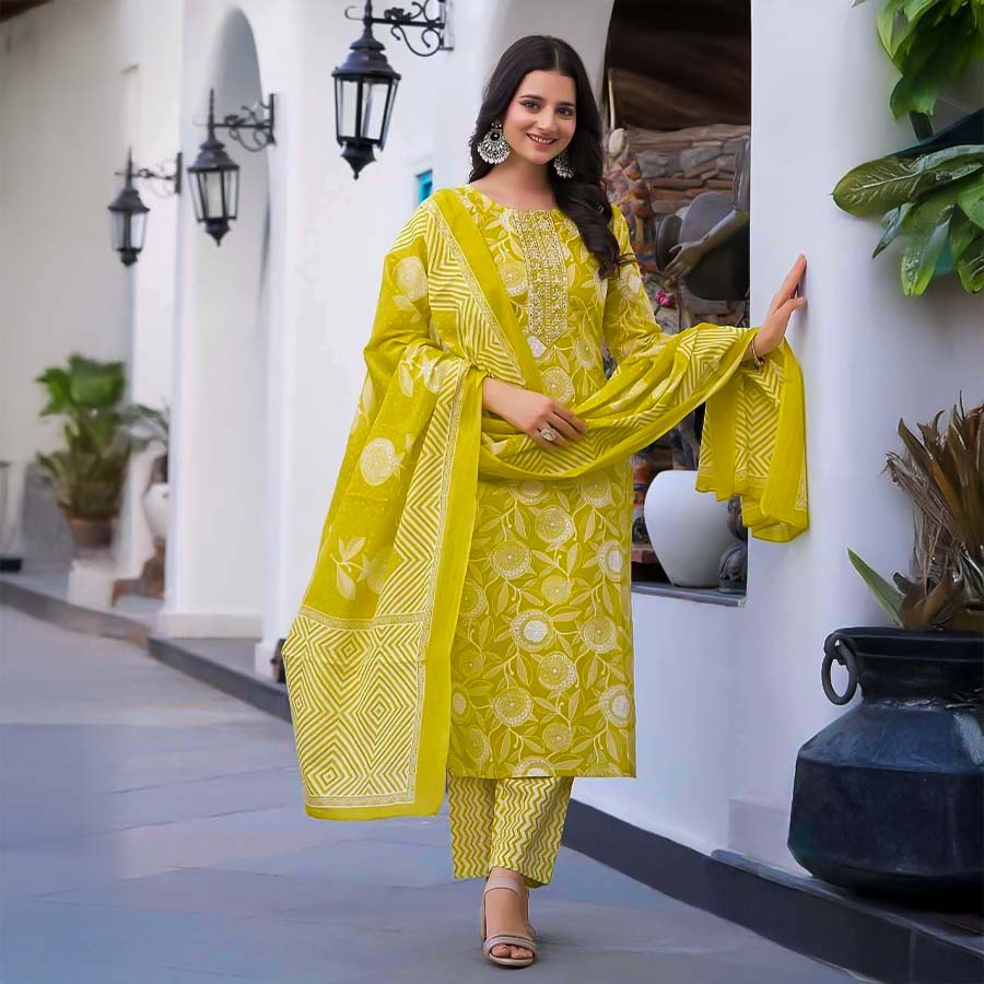 Green  Cotton Casual Wear Salwar Kameez