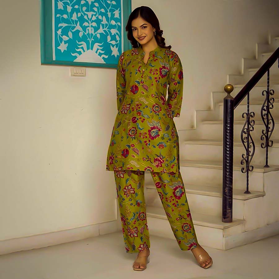 Green  Cotton Casual Wear Kurti