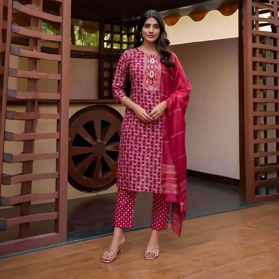 Red  Capsule Casual Wear Salwar Kameez