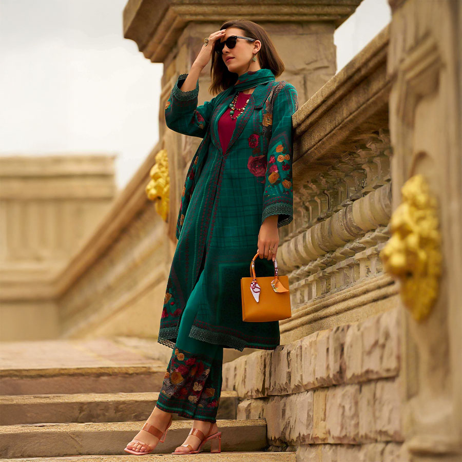 Green  Viscose Party Wear Salwar Kameez