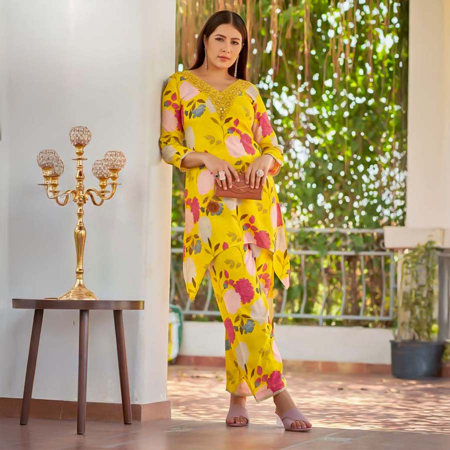Yellow  Viscose Rayon Printed Kurti