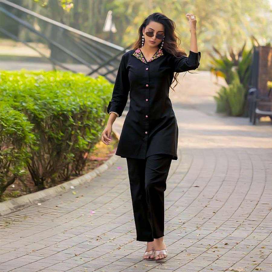 Black Cotton Flex Casual Wear Kurti