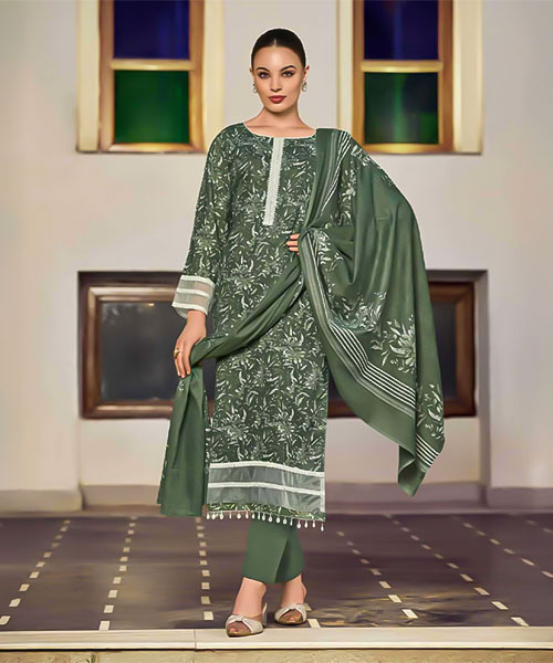 Green  Cotton Casual Wear Salwar Kameez in ipswich