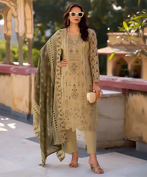 Green  Cotton Casual Wear Salwar Kameez in northampton