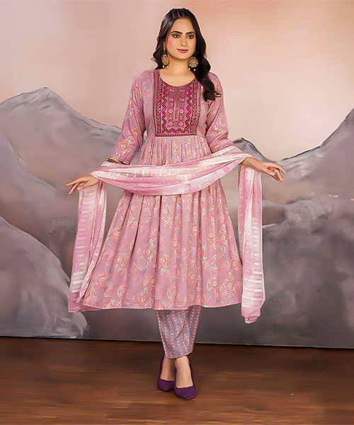 Pink  Rayon Casual Wear Salwar Kameez in southend on sea