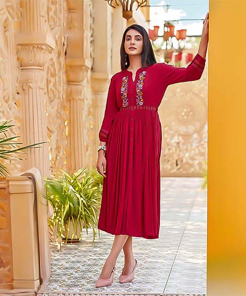 Red Wrinkle Casual Wear Kurti in delhi