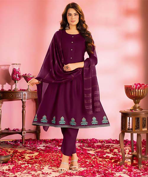 Violet Vertican Casual Wear Salwar Kameez in swindon