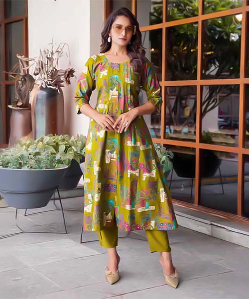 Green  Vertican Casual Wear Kurti in middlesbrough