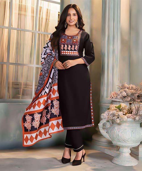 Black Rayon Casual Wear Salwar Kameez in switzerland