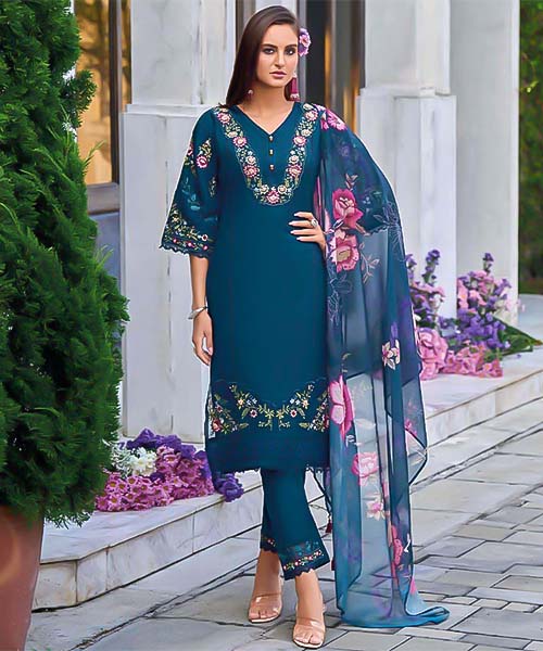 Blue Viscose Casual Wear Salwar Kameez in europe