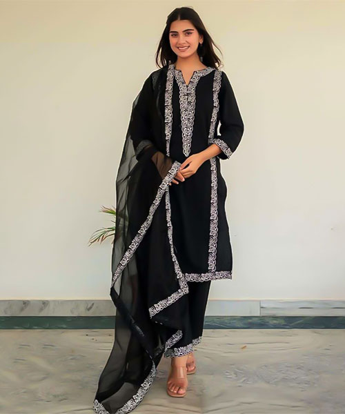 Black  Lawn Casual Wear Salwar Kameez in northampton