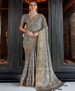 Designer Saree With Blouse