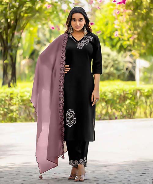 Black  Viscose Casual Wear Salwar Kameez in canterbury