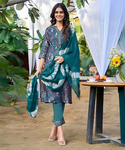 Green  Vetican Casual Wear Salwar Kameez in hereford