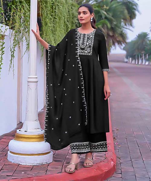 Black Viscose  Casual Wear Salwar Kameez in delhi