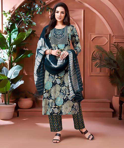 Blue  Rayon Casual Wear Salwar Kameez in middlesbrough