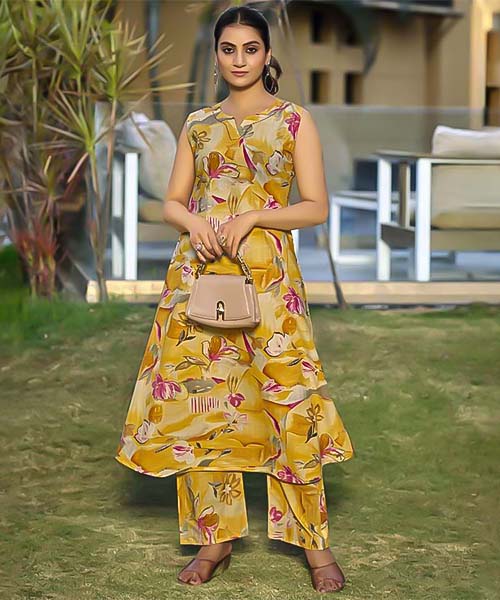 Yellow  Cotton Casual Wear Kurti in delhi