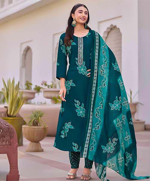 Green  Cotton Casual Wear Salwar Kameez in fiji