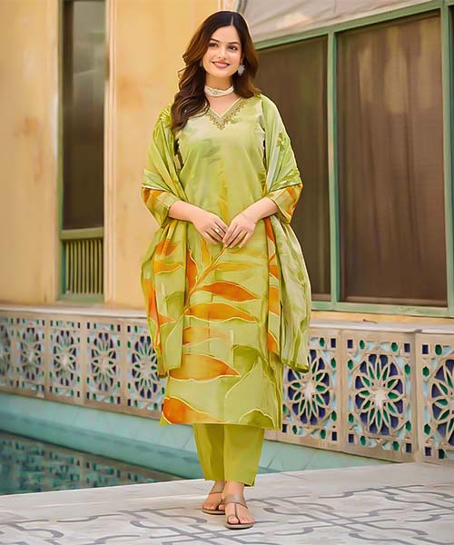 Green  Cotton Casual Wear Salwar Kameez in belfast