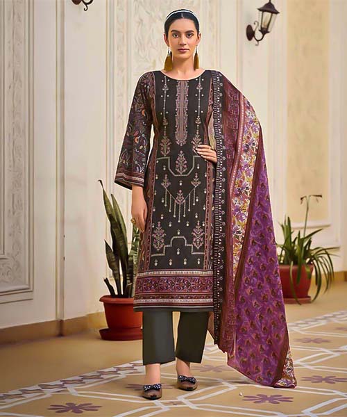 Green  Cotton Casual Wear Salwar Kameez in delhi