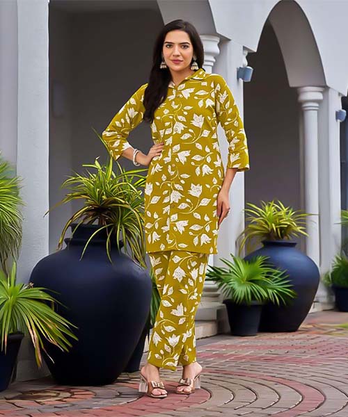 Green  Cotton Flex Printed Kurti