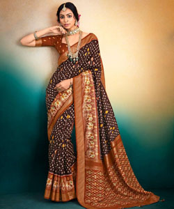 Beautiful Velvet Tussar Silk With Weaving Border Saree