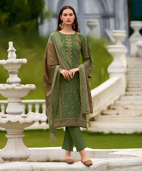 Green  Cotton Casual Wear Salwar Kameez in swindon