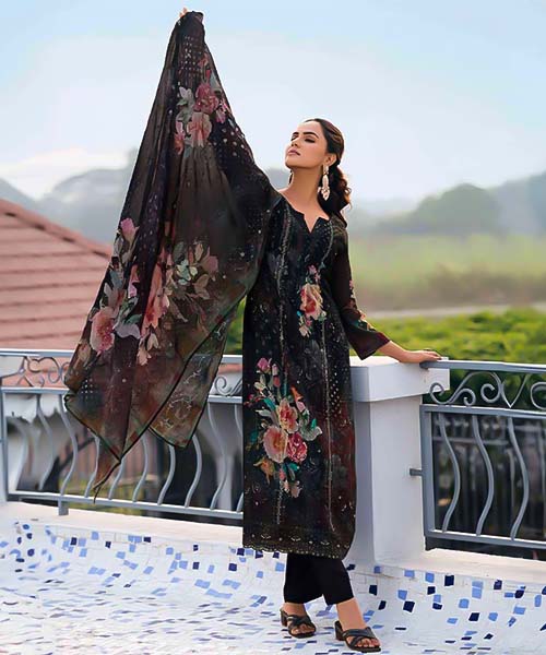 Black Georgette Party Wear Salwar Kameez in peterborough