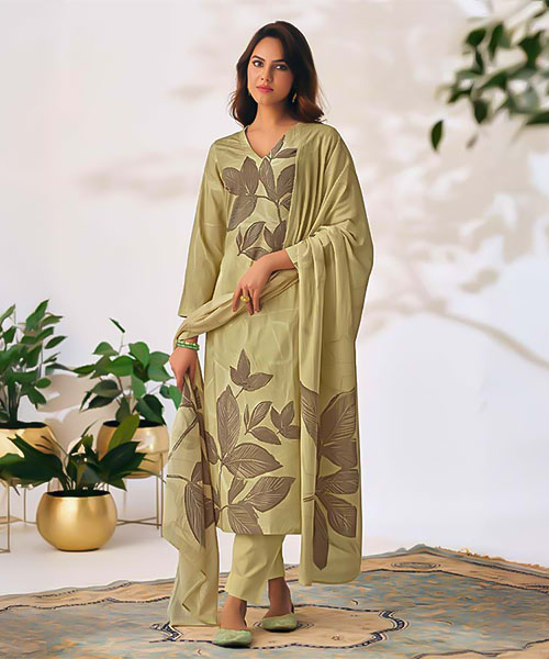 Green  Cotton Casual Wear Salwar Kameez in ipswich