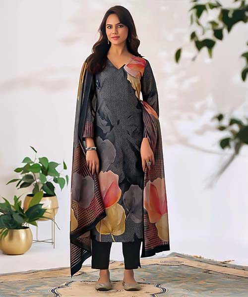 Black  Cotton Casual Wear Salwar Kameez in ipswich