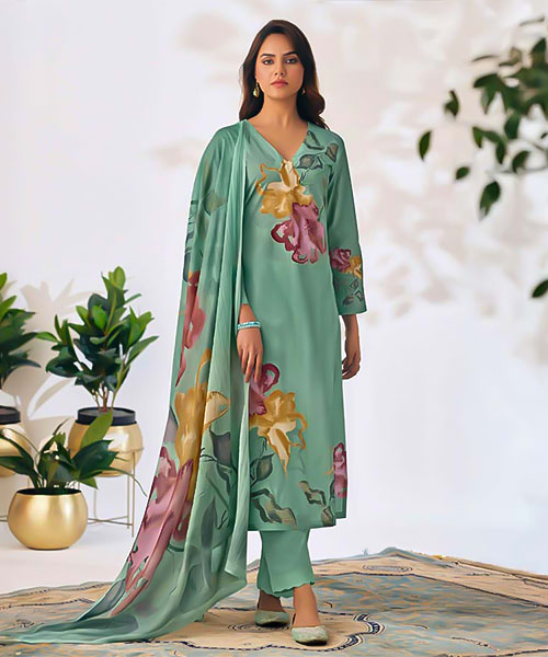 Green  Cotton Casual Wear Salwar Kameez in ipswich