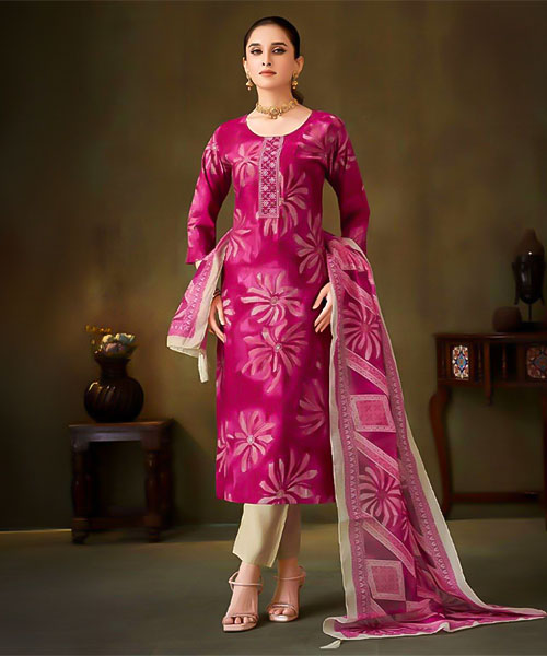 Magenta Muslin Casual Wear Salwar Kameez in denver