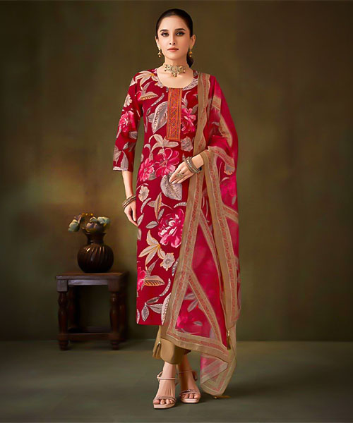 Red  Muslin Casual Wear Salwar Kameez in denver