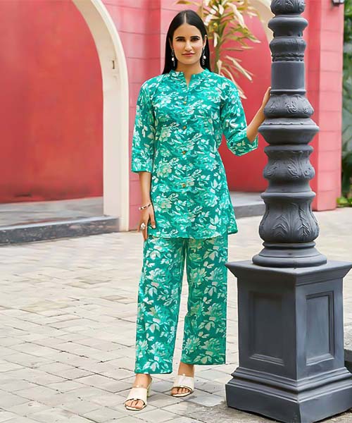 Green  Cotton Casual Wear Salwar Kameez in canada