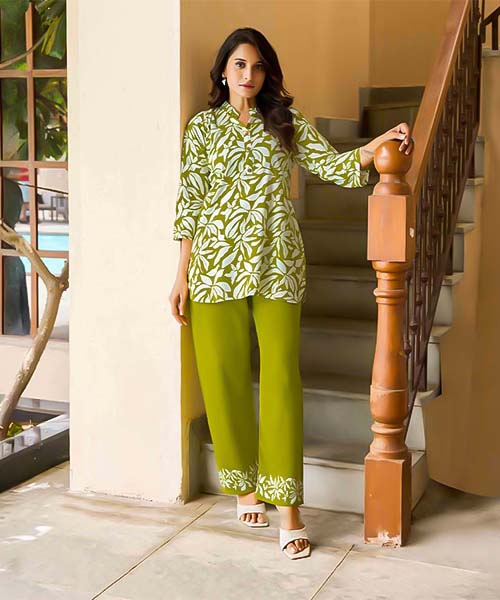 Green  Rayon Print Printed Kurti in ipswich